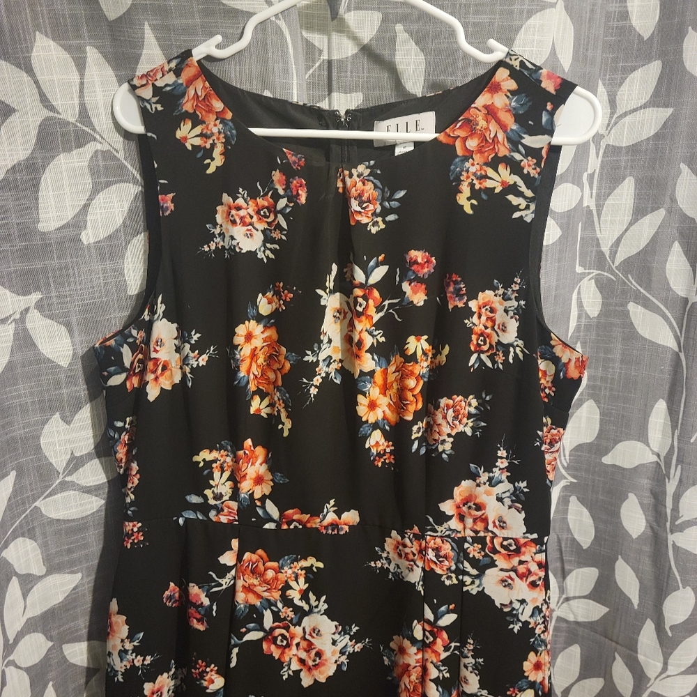 Elle Floral Dress Size 16